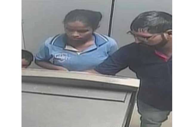 एटीएम बूथ में घूम रहे शातिरों से सावधान