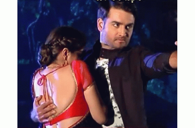 टीवीपुर में बिखरे प्यार के अलग-अलग रंग