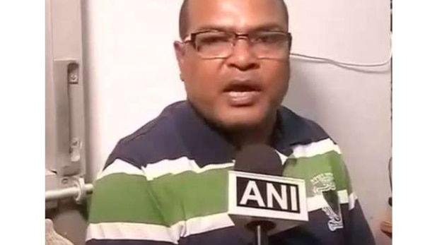 नई करंसी में रिश्वत लेते पकड़े गए सरकारी कर्मचारी