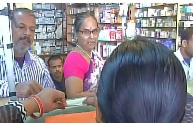 मार्केट में अफरातफरी