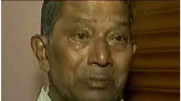 कैसे होगी बेटी की शादी, सोचकर छलक पड़ी आंखें