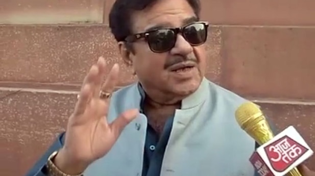 नोटबंदी की तैयारियां ठीक नहीं: शत्रुघ्न सिन्हा