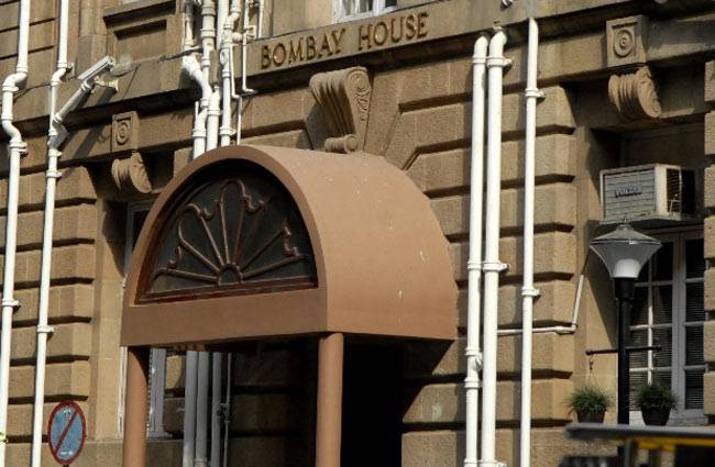 टाटा ग्रुप ने मांगी माफी