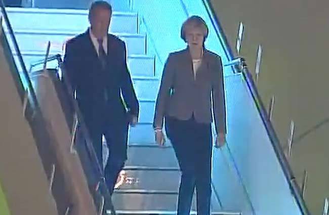 दिल्ली पहुंचीं ब्रिटिश पीएम