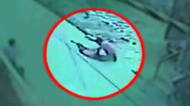 CCTV में कैद हुई नफरत की जानलेवा कहानी