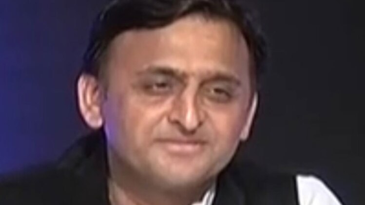 उत्तर प्रदेश के मुख्यमंत्री अखिलेश यादव