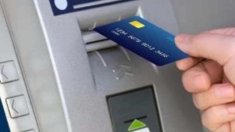 न्यू ईयर गिफ्ट, ATM से पैसे निकालने की लिमिट बढ़ी