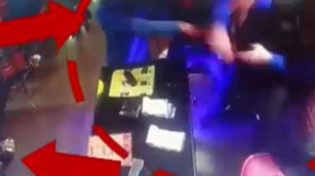 शराब पीने से मना करने पर गुंडों ने की पिटाई