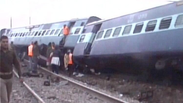 कानपुर ट्रेन हादसे में बढ़ी घायलों की संख्या