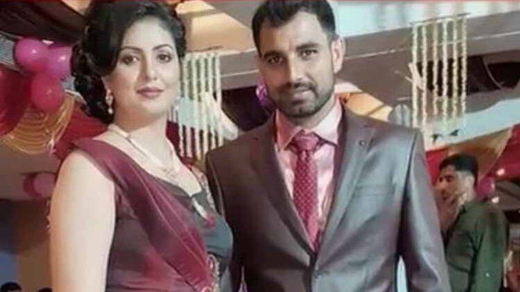 क्रिकेटर मोहम्मद शमी और उनकी पत्नी