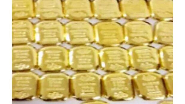 मुंबई पुलिस ने 9 किलो सोने के साथ 7 को किया गिरफ्तार