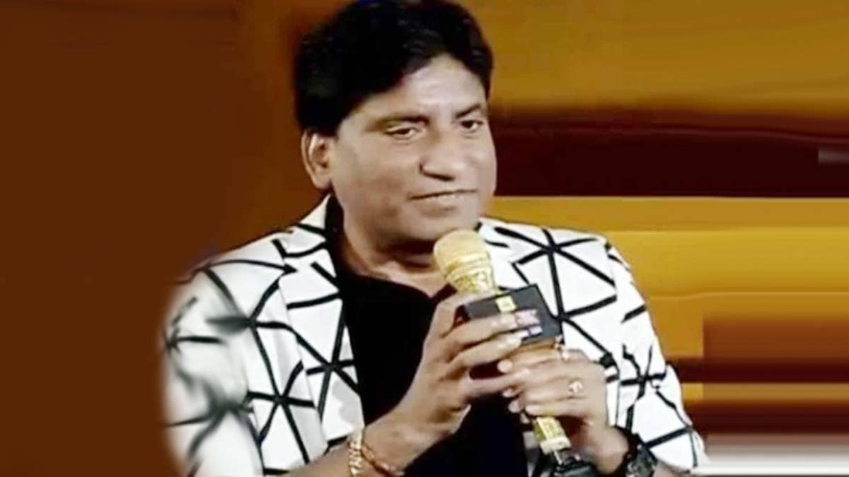 #Agenda16 नोटबंदी पर कॉमेडियन राजू, सुनील और नितिन ने ली चुटकी