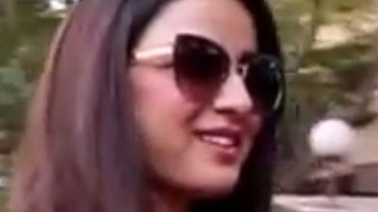 जैस्मिन ने कराया स्पा