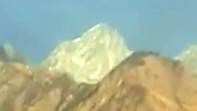 कहीं बर्फबारी, कहीं बारिश का इंतजार...