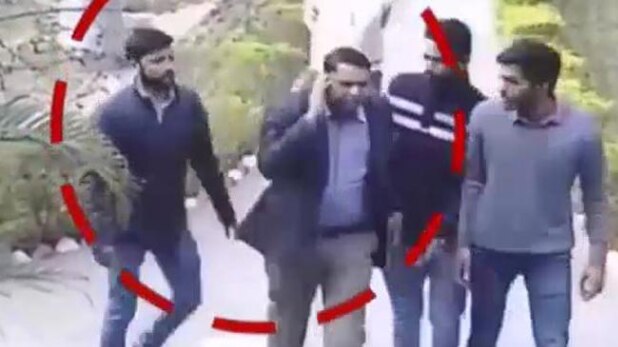 सपा के बाहुबली नेता की गुंडागर्दी