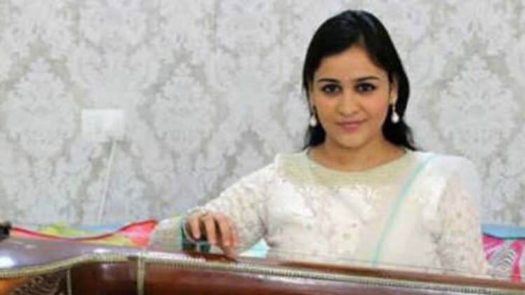 अपर्णा यादव