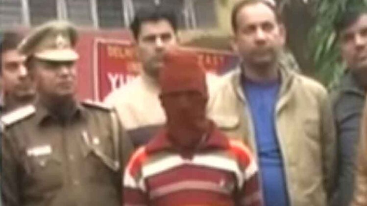 दिल्ली के न्यू अशोक नगर थाना पुलिस ने की गिरफ्तारी