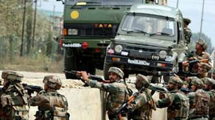 सुरक्षा बलों और आतंकियों के बीच मुठभेड़