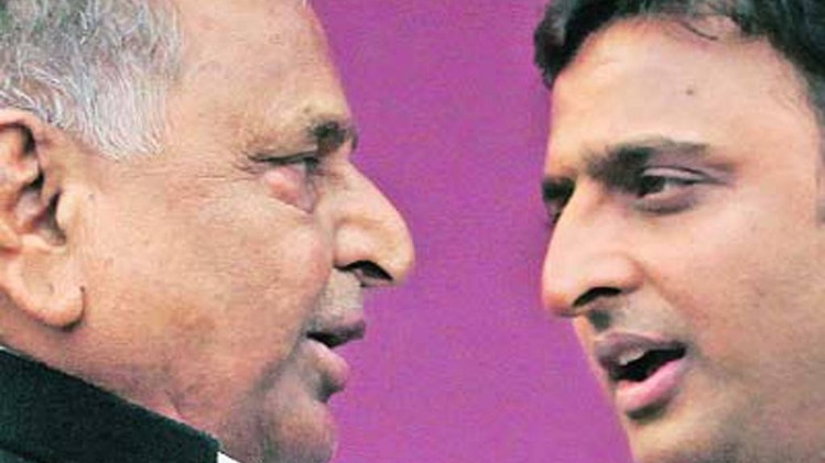 अखिलेश- मुलायम