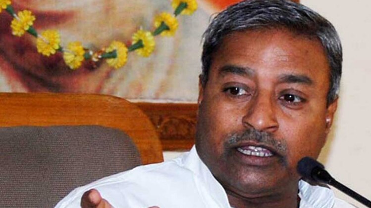 विनय कटियार