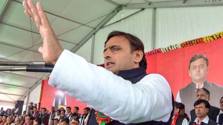 अखिलेश यादव