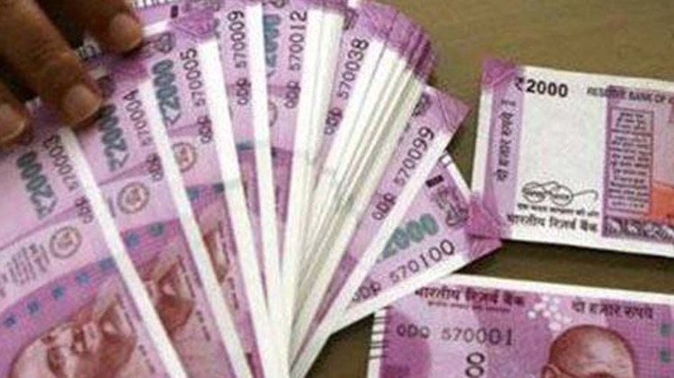 नोटबंदी से आफत, क्या बजट लाएगा राहत?