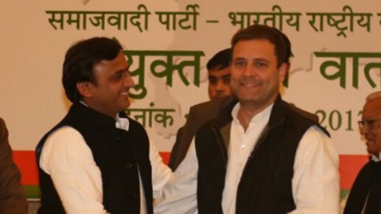 कांग्रेस उपाध्यक्ष राहुल गांधी और सपा अध्यक्ष अखिलेश यादव