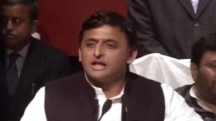 उत्तर प्रदेश के सीएम अखिलेश यादव