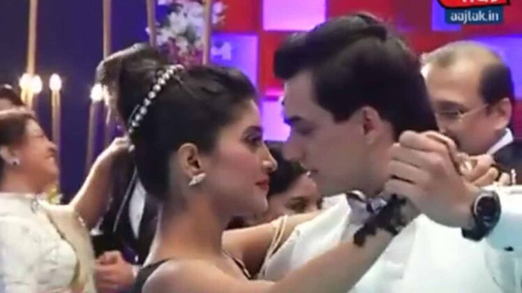 कार्तिक-नायरा की कॉकटेल पार्टी