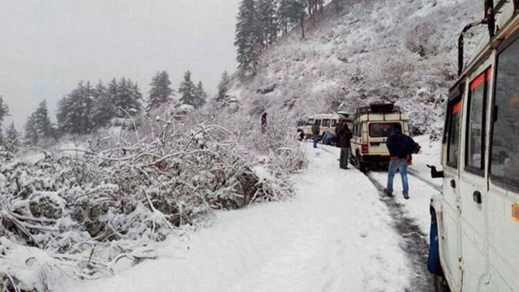 बर्फबारी