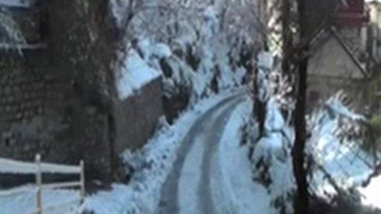 बर्फबारी