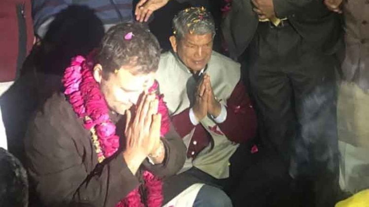 राहुल गांधी ने किए गंगा दर्शन