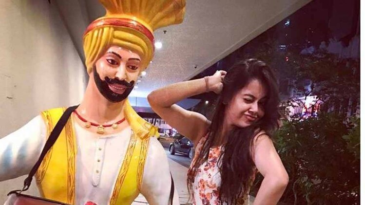 देखें, सिंगापुर में गोपी और जग्गी की मस्ती