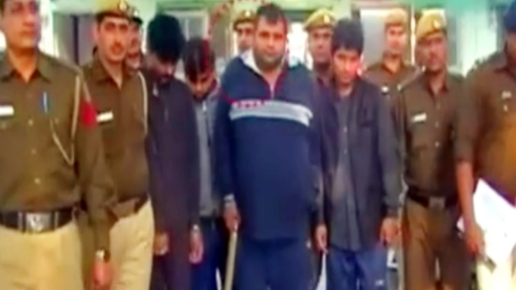 नौजवानों का नौकरी का झांसा देकर ठगी