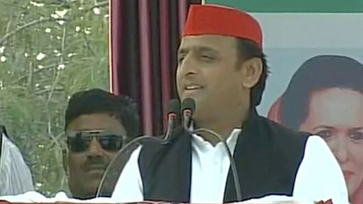 अखिलेश यादव