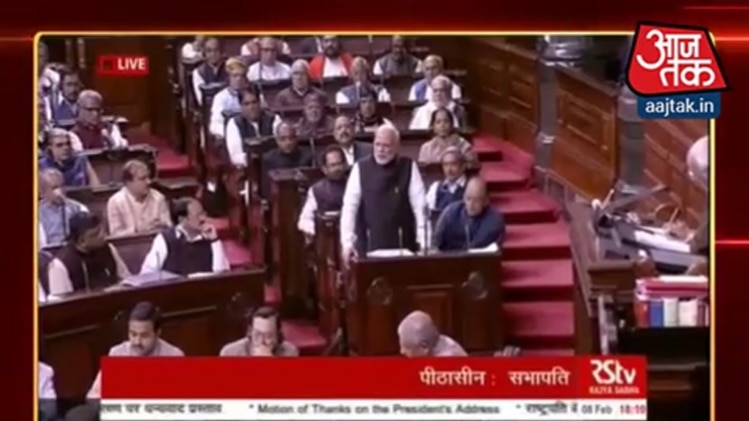 पीएम मोदी के रेनकोट वाले बयान पर बवाल