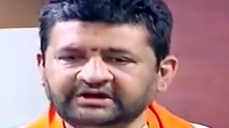 बीएमसी चुनाव में 690 करोड़ संपति  वाला उम्मीदवार