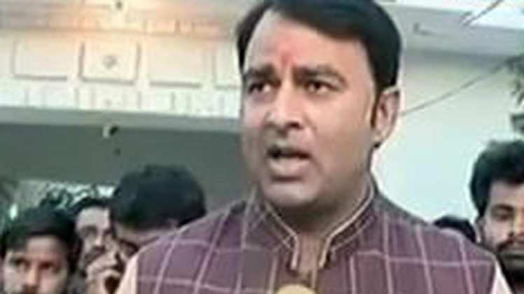 BJP विधायक संगीत सोम के भाई को हिरासत में लिया गया