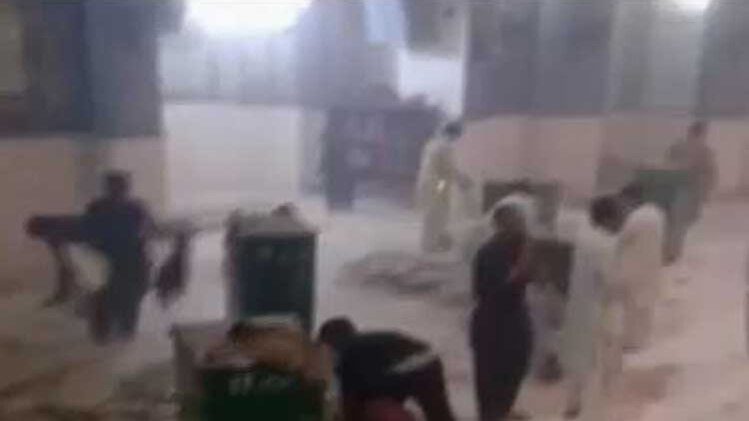 दरगाह में हुआ धमाका