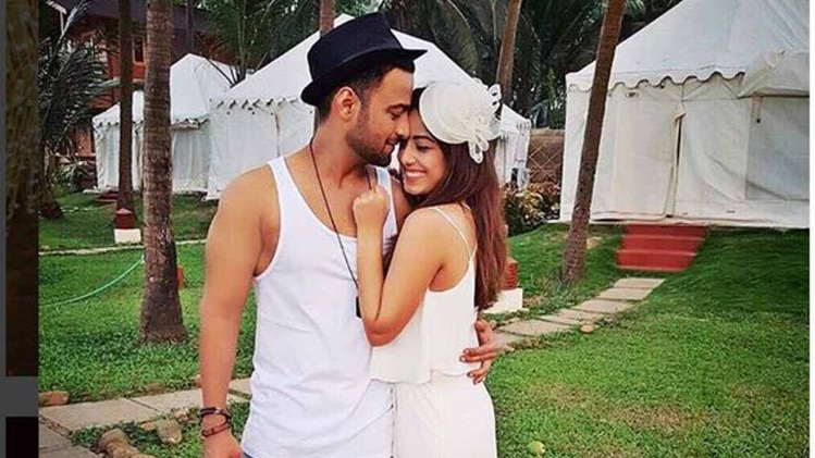 जानें कब शादी कर रही हैं सृष्टि रोडे