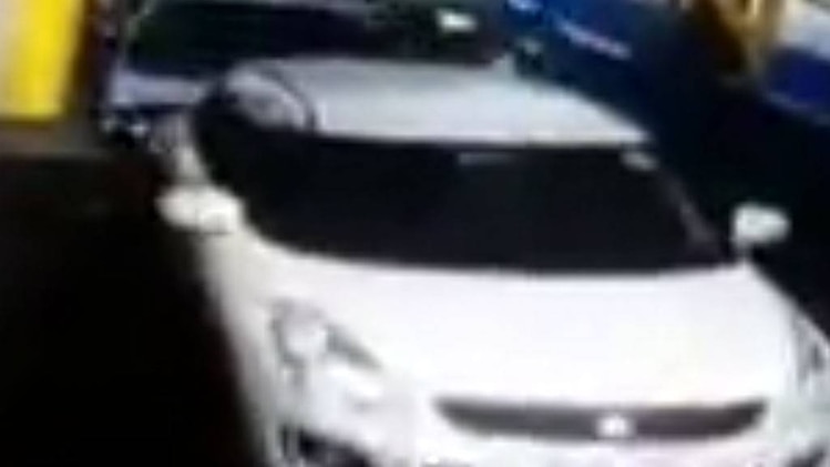 टोल प्लाजा पर हादसा