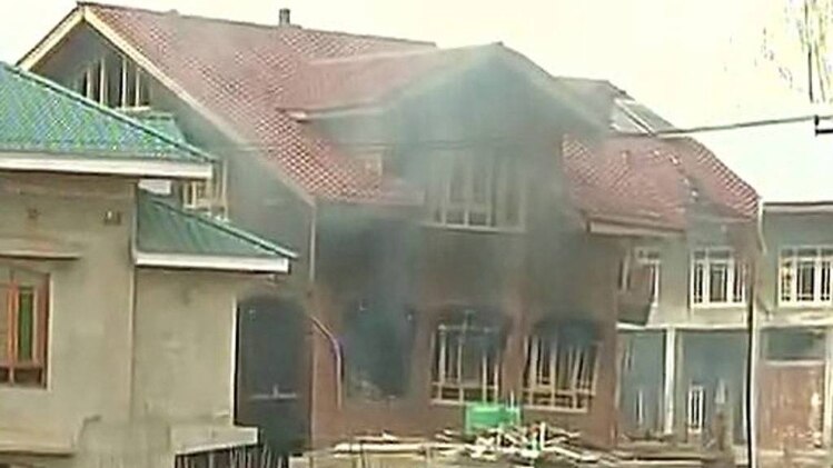 नॉनस्टॉप 100