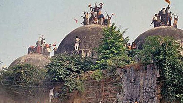 योगी आदित्यनाथ और पीएम मोदी