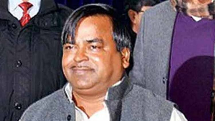 गायत्री प्रजापति