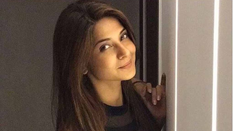 माया हुईं प्रेग्नेंट