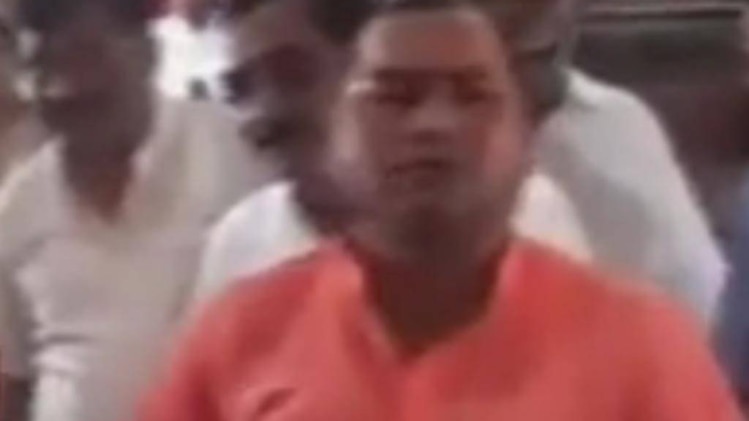 वंदे मातरम पर हंगामा