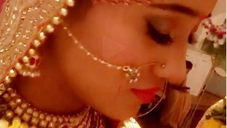 सास बहू और बेटियां के सोमवार के एपिसोड में देखिए टीवी जगत की सारी खबरें