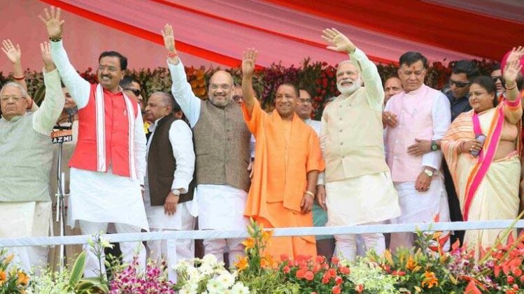 योगी आदित्यनाथ बने यूपी के सीएम