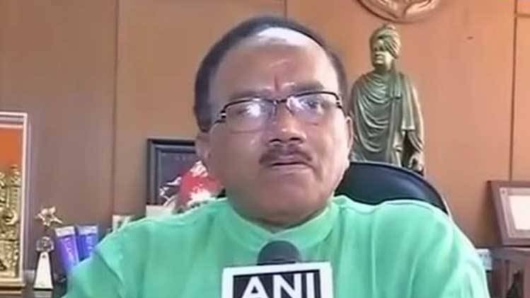 गोवा के मुख्यमंत्री लक्ष्मीकांत पारसेकर