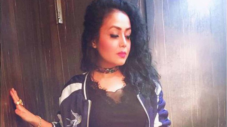 जानें, अपना दिन कैसे बिताती हैं नेहा कक्कड़